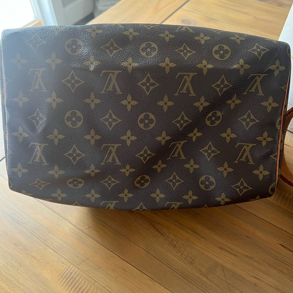 Speedy 30 needs new zipper - Picture 5 of 7